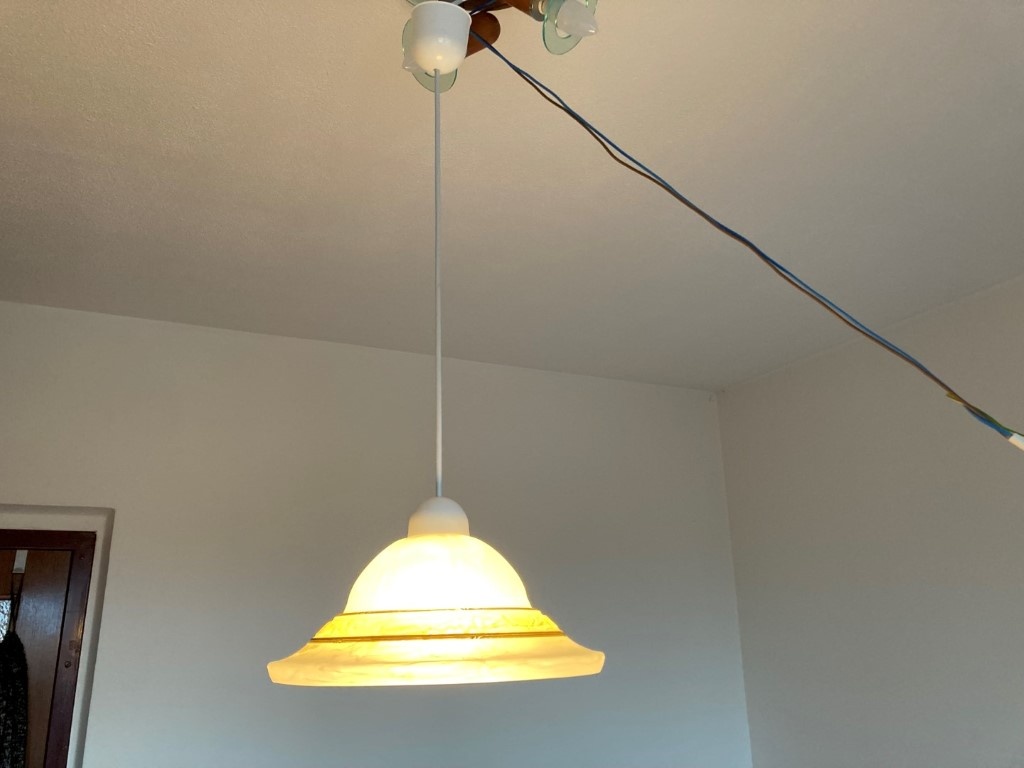 Predám svietidlo, lampu závesnú