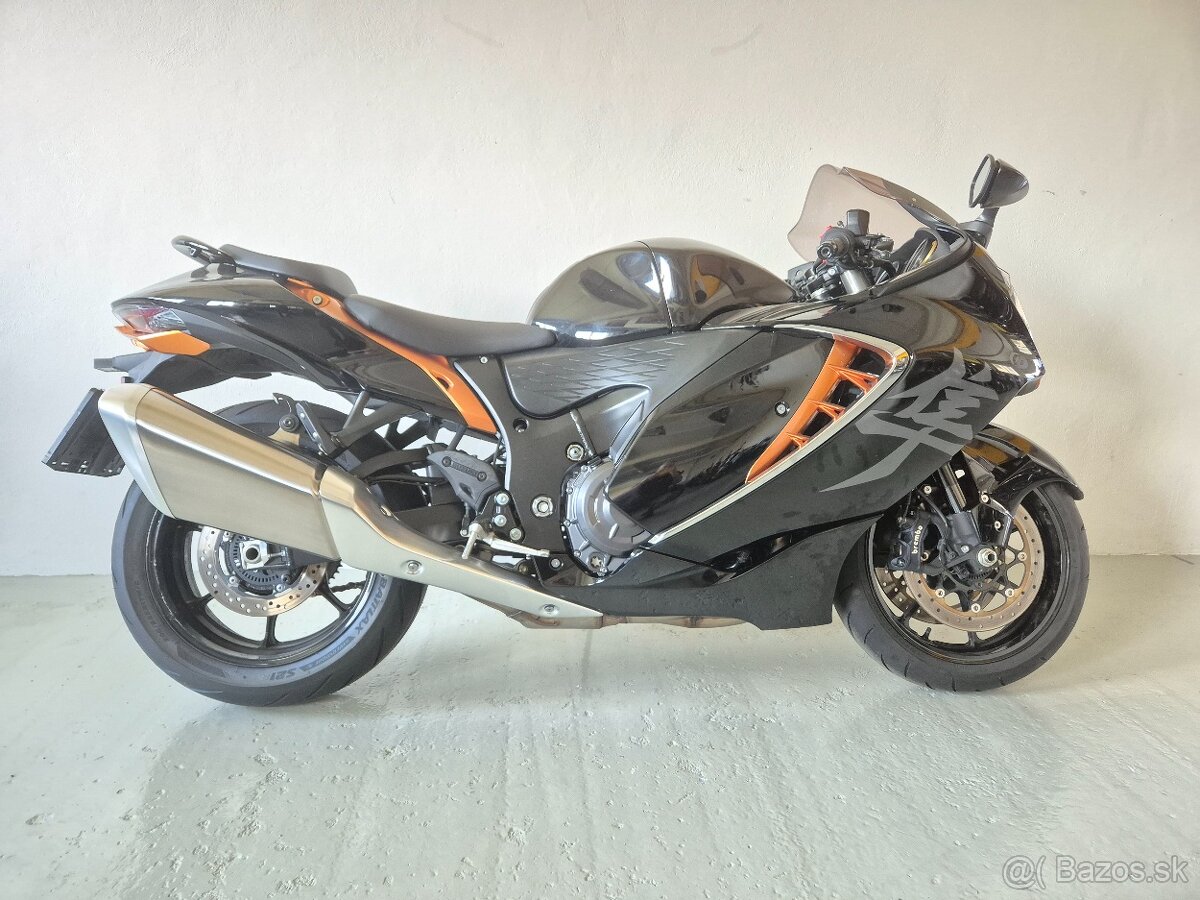 SUZUKI GSXR1300 HAYABUSA