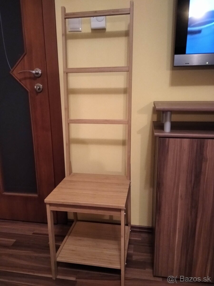 Stolicka s vešiakom na uteráky, nemý sluha bambus ikea