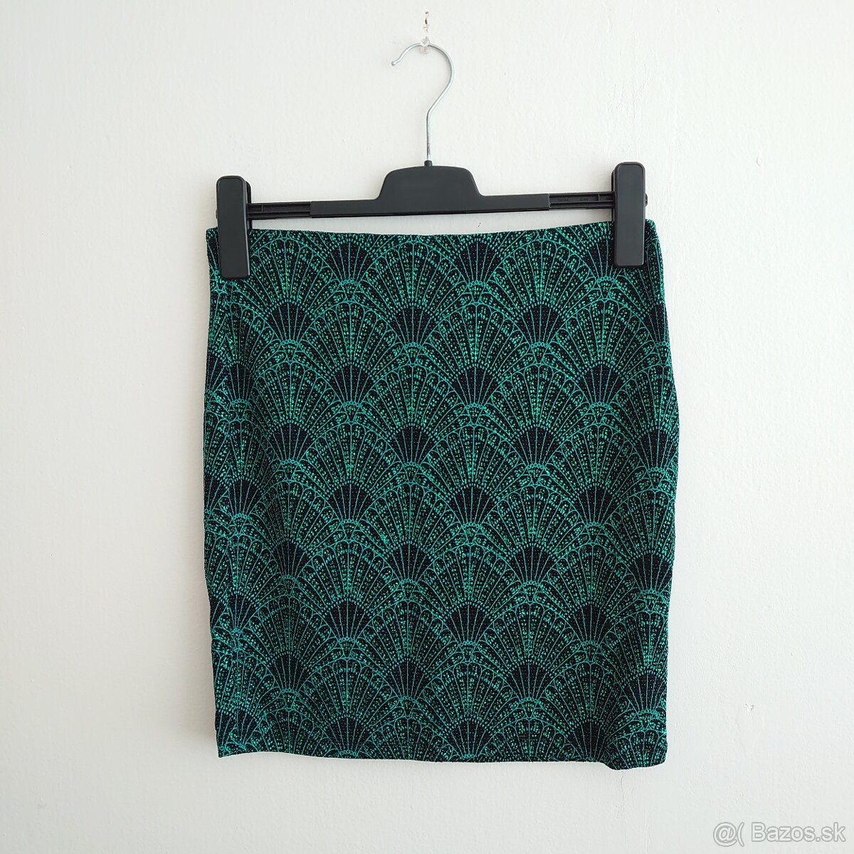 • Na predaj nová dámska sukňa H&M Divided •