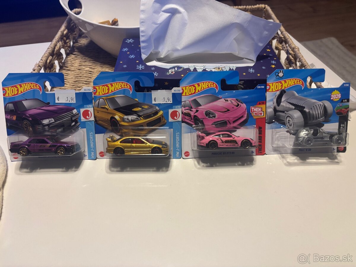 Hotwheels mix autíčok