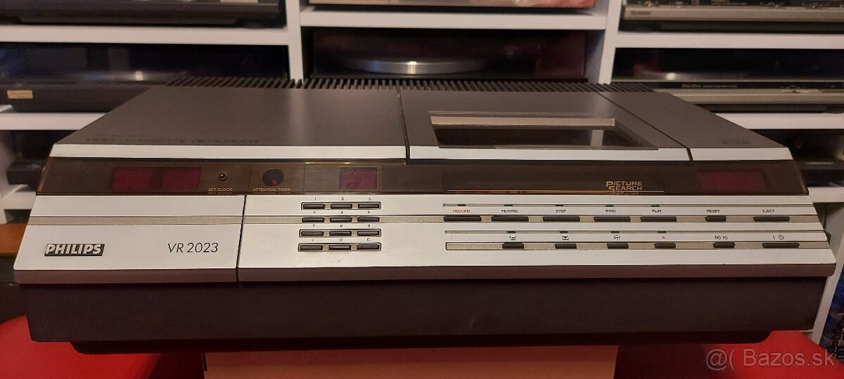 Predám vintage videorekordéry Philips Video2000