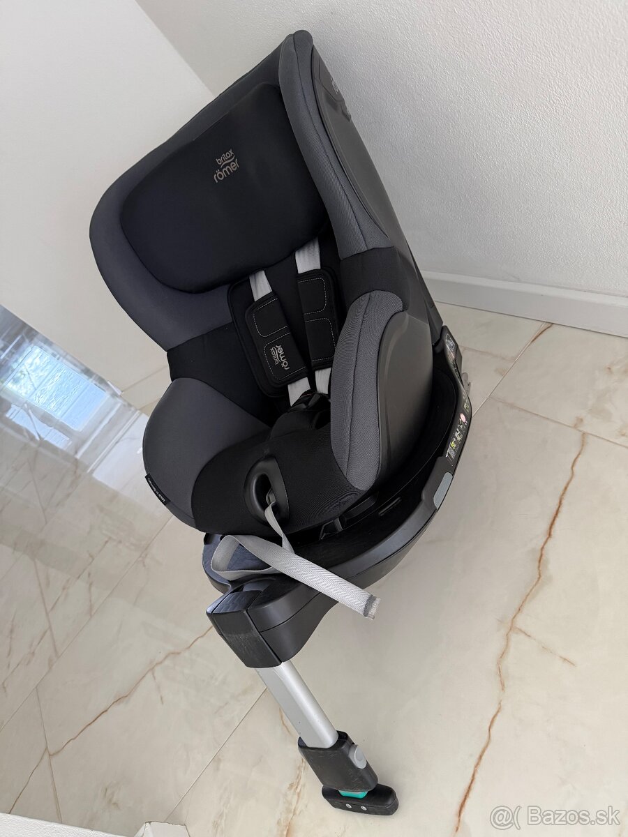 Autosedačka Britax Römer Dualfix M i-Size