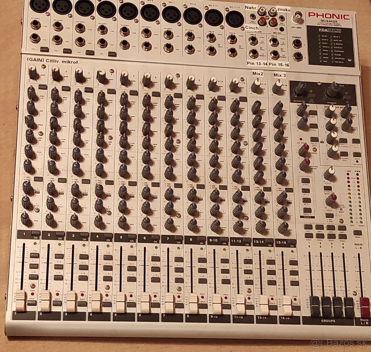 MIX-ážny pult Phonic MU2442X