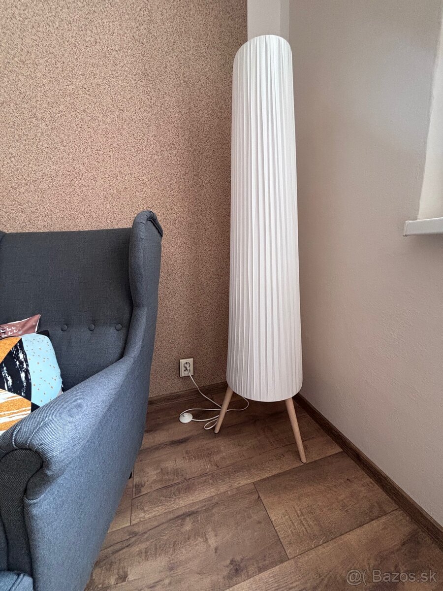 Stojacia lampa Ikea