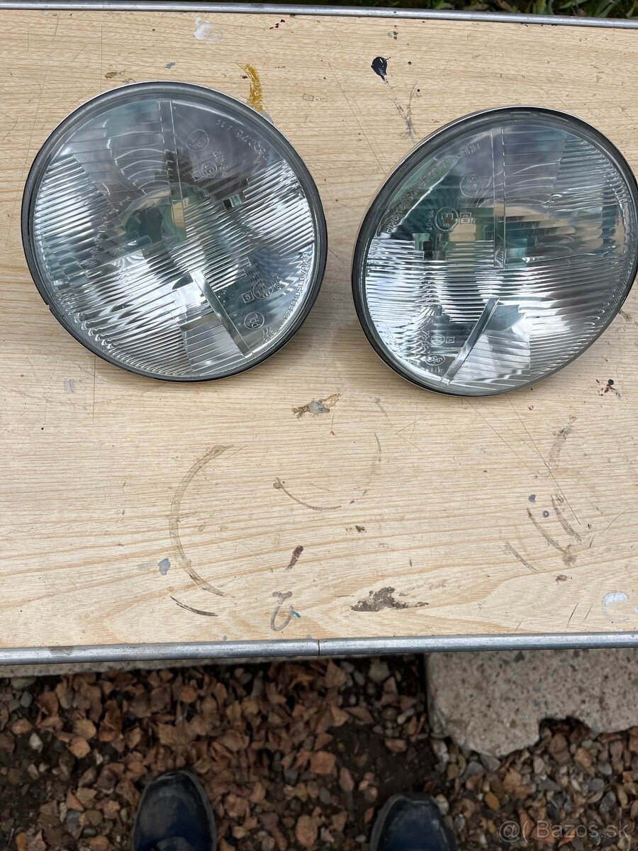 Škoda 100, 110 R - svetlá.