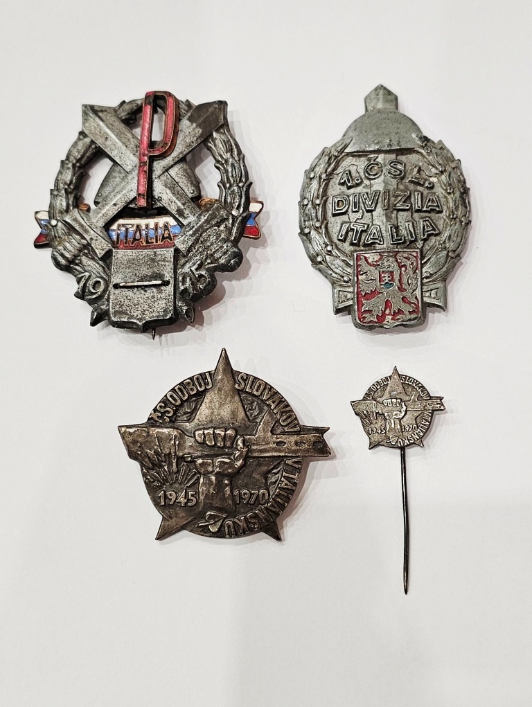 partizánske odznaky