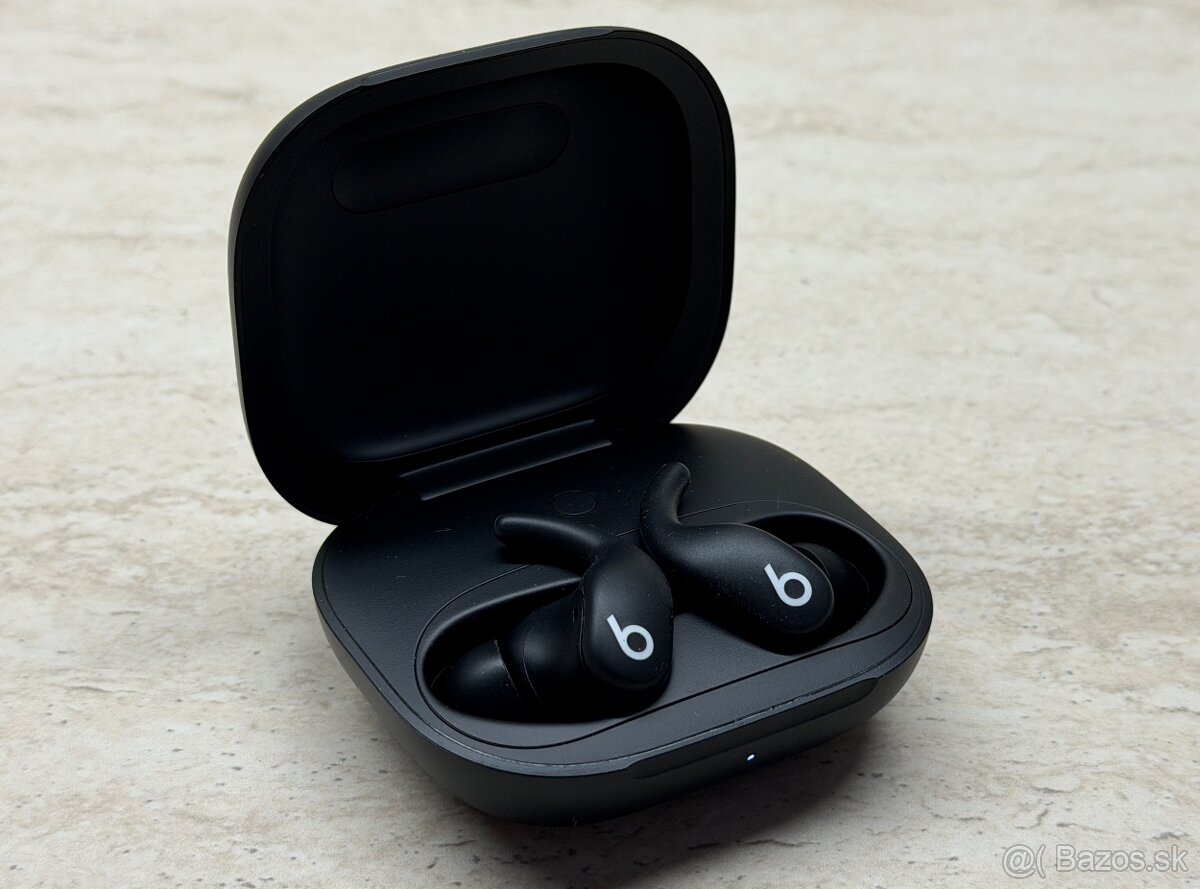 Beats Powerbeats Fit