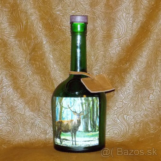Poľovnícka fľaša  Jeleň medzi stromami