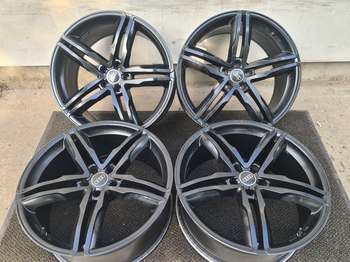 5x112 R20 DISKY BLACK-COLOR UNIWHEELS