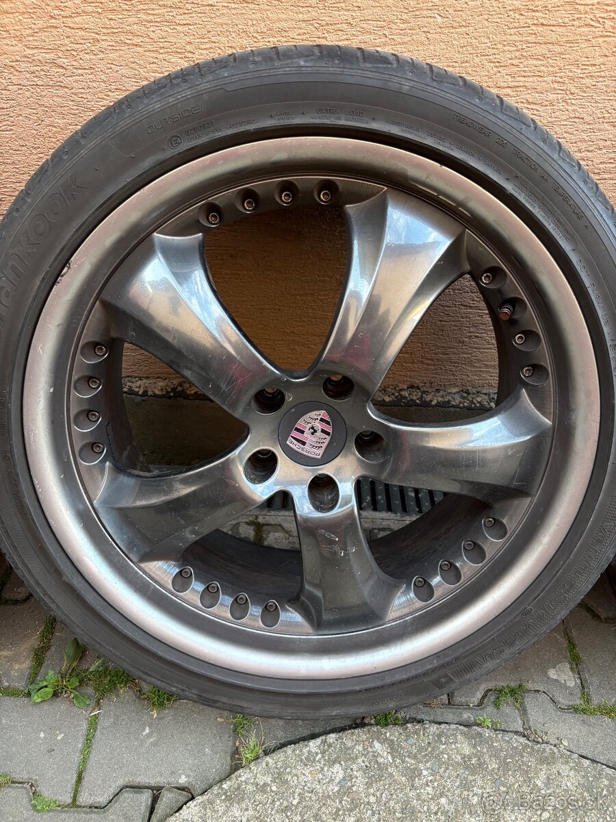 Elektrony Porsche 22”