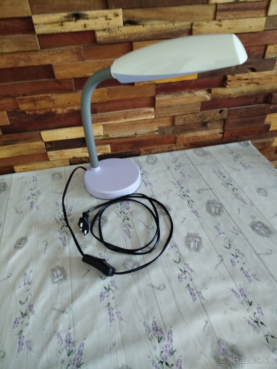 Stolná lampa