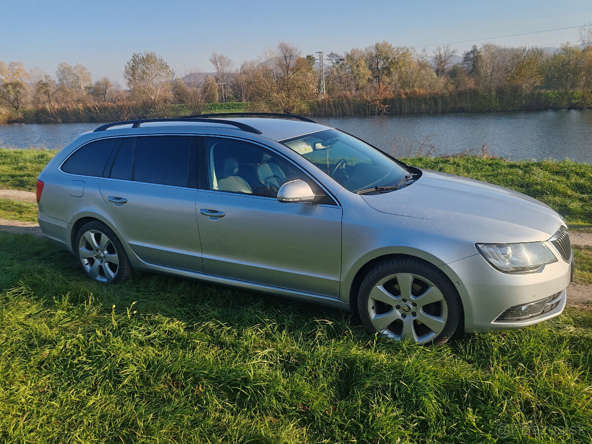 Škoda Superb combi 2014