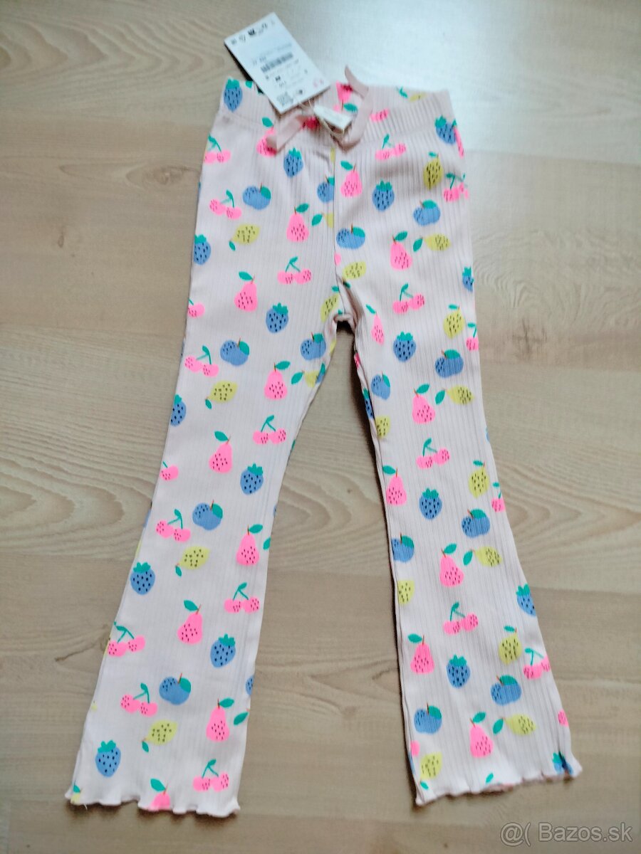 Zvonove nohavice 110 Zara