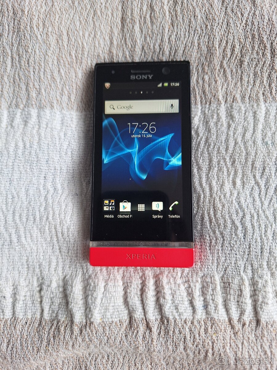 Sony Xperia ST25i čierny plne funkčný v pouzitelnom stave