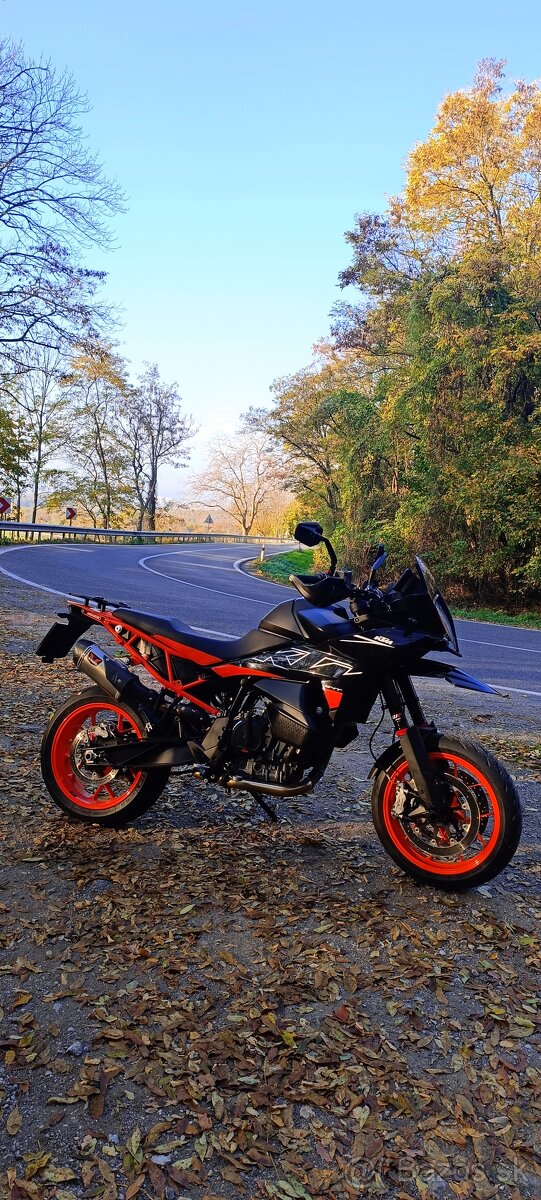 KTM 890 Smt