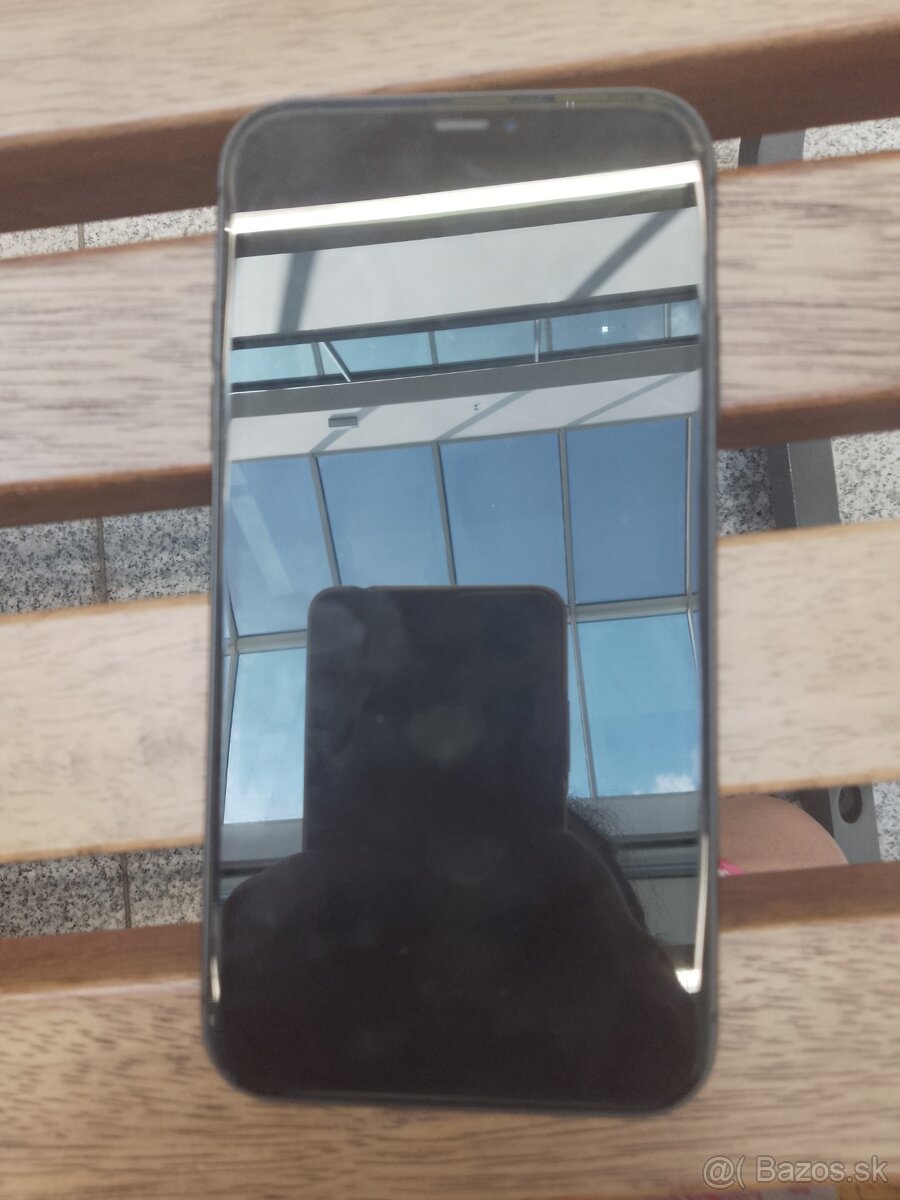 Predám iphone 11 128gb