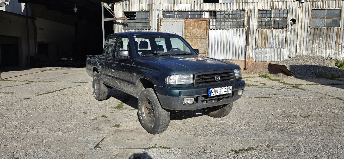 Mazda B2500 čítaj inzerát