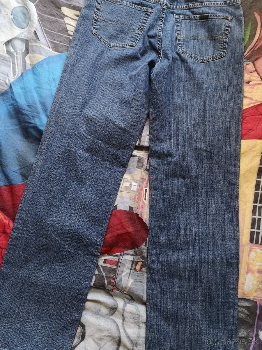 Dzinsy Trussardi UK 35