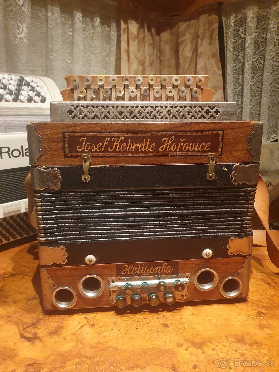 Krasná starožitná Heligonka KEBRDLE 2 hlas