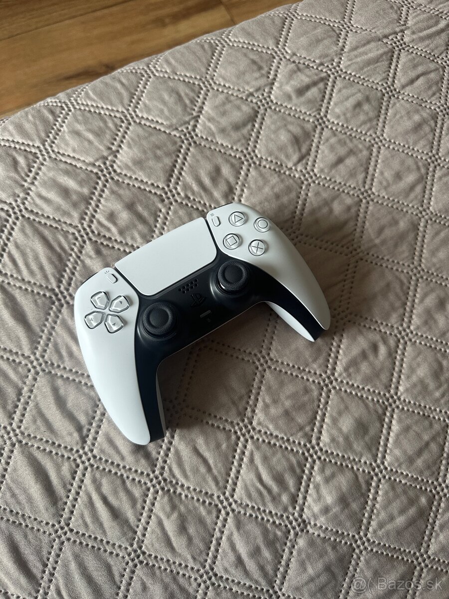 DualSense PS5 – nový, nepoužívaný + ochranný kryt