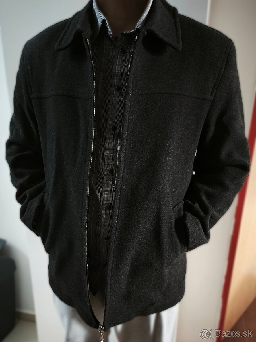 Predám pánsky vlnený kabát