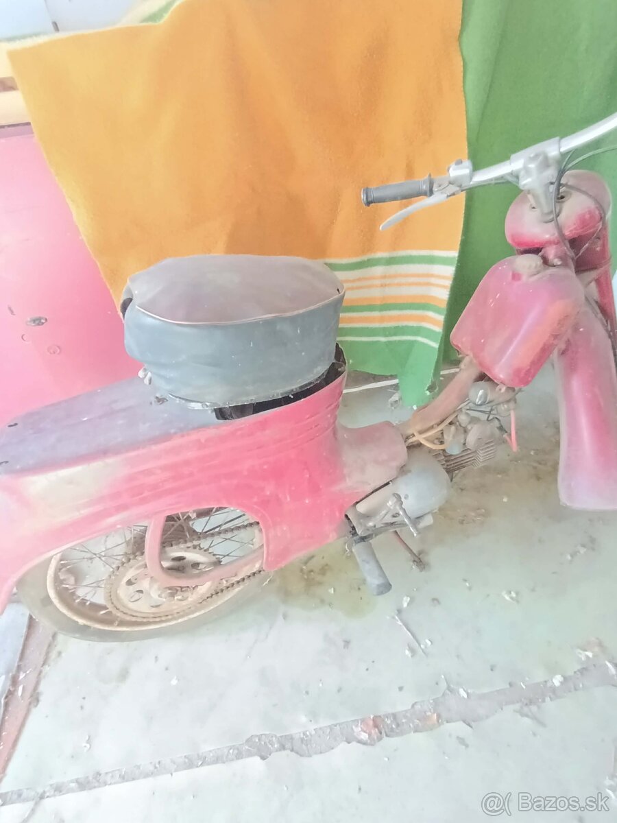 predám motocykel pionier