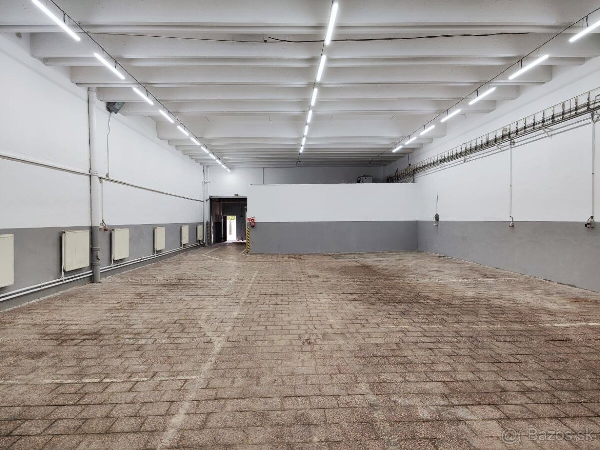Sklad/výrobná hala 377 m² pri D1, 24-hodinový prístup
