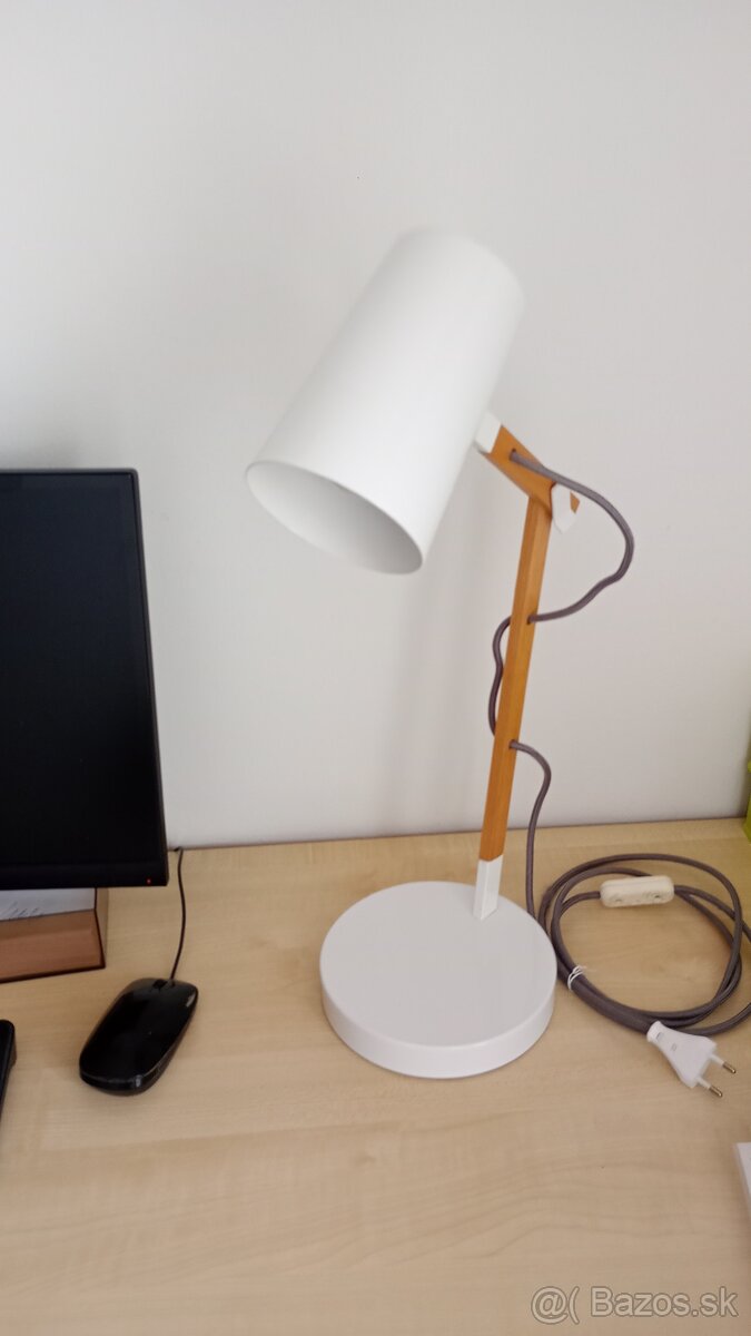 Stolná lampa