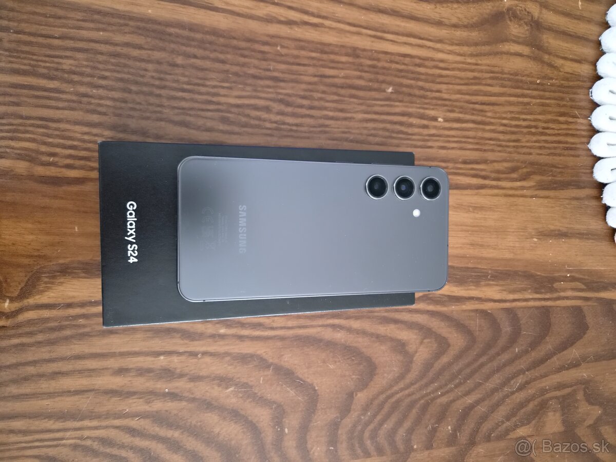 Samsung S24