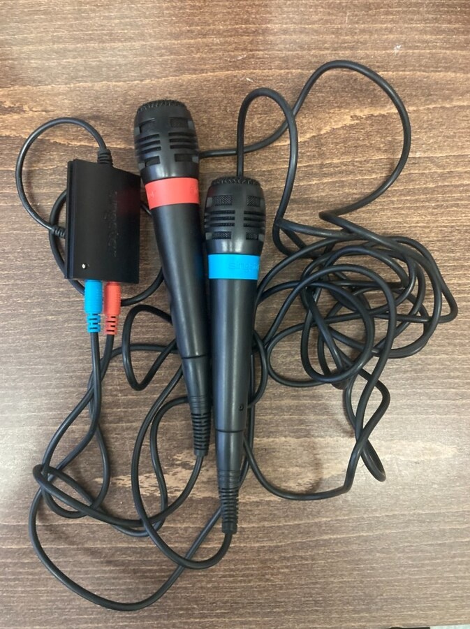 Predam mikrofóny Singstar na playstation 2, 3