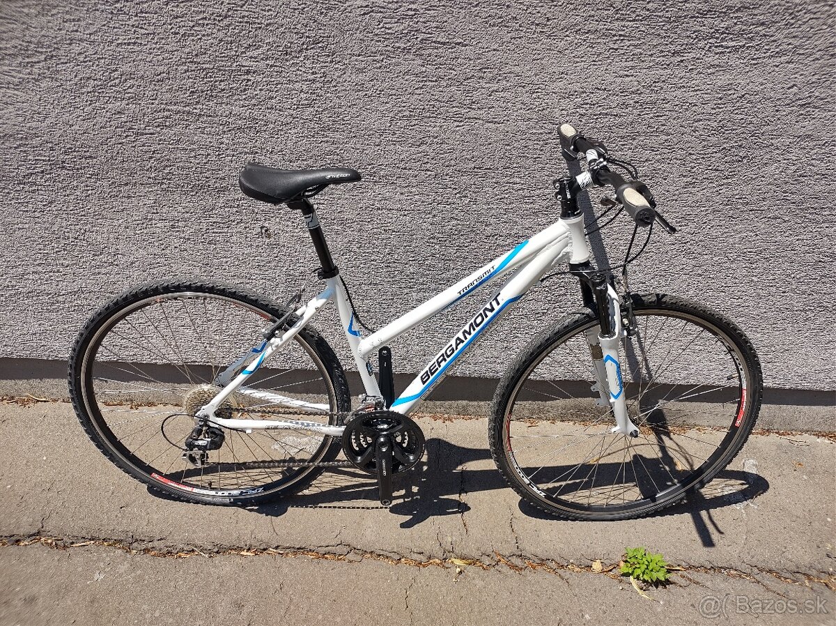 {07} Dámsky crossový bicykel Bergamont