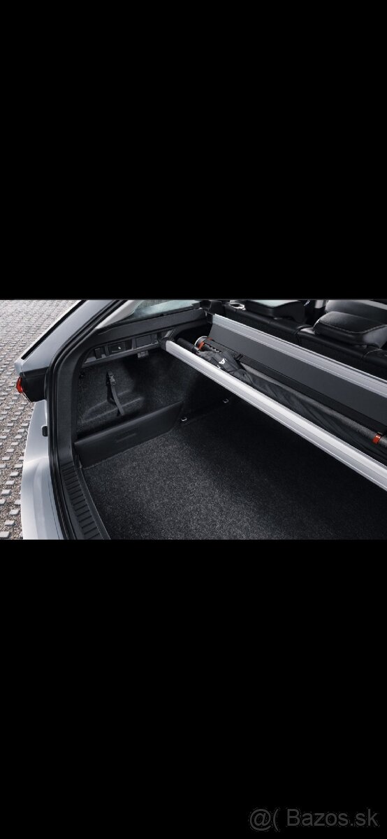 Škoda Octavia 4 combi - multifunkčné vrecko do kufra