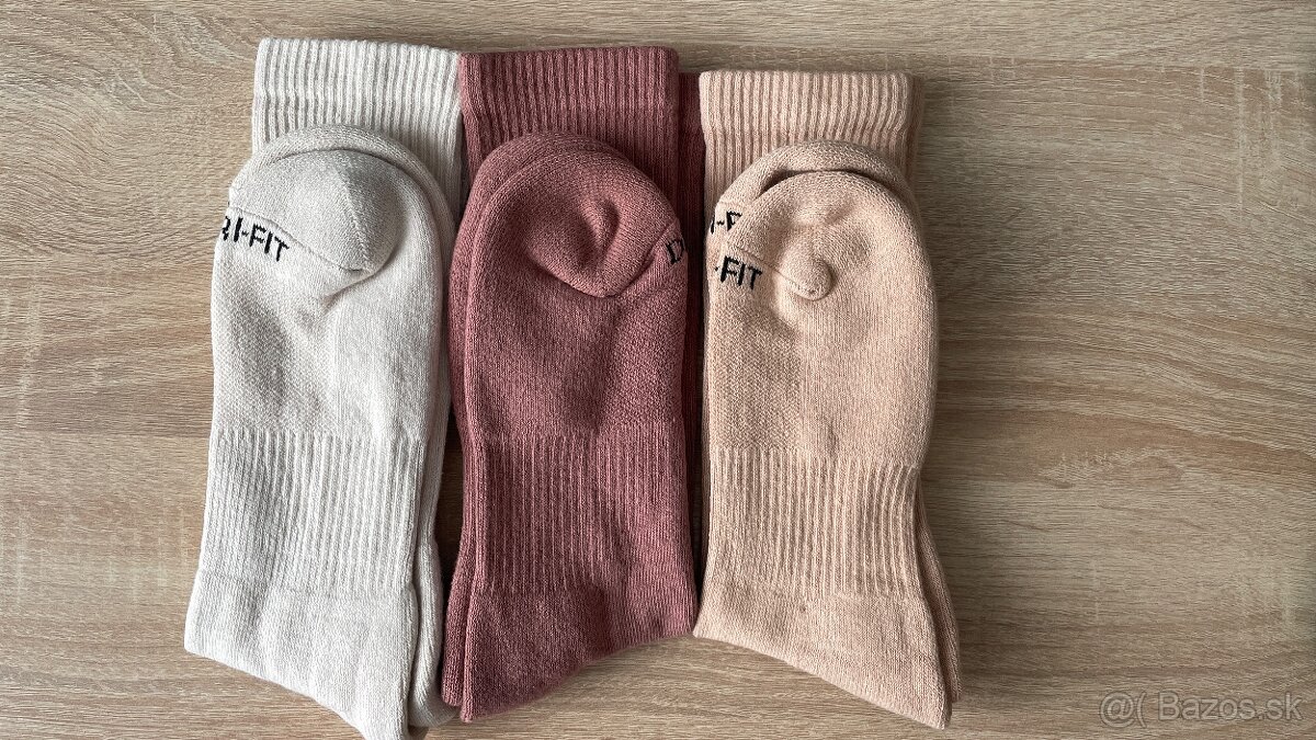 Nike ponozky Everyday Plus - dovoz USA