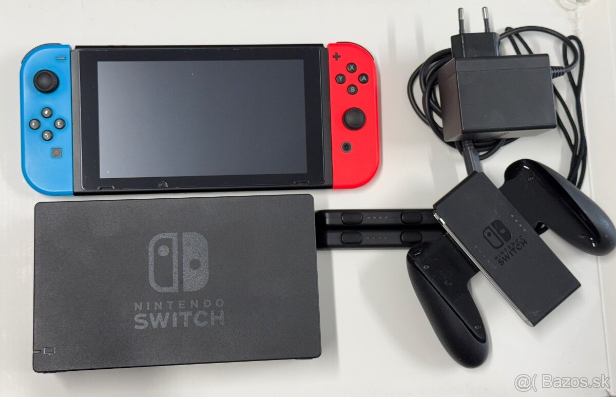 Nintendo switch LCD 32gb - Dobrý stav - komplet balenie