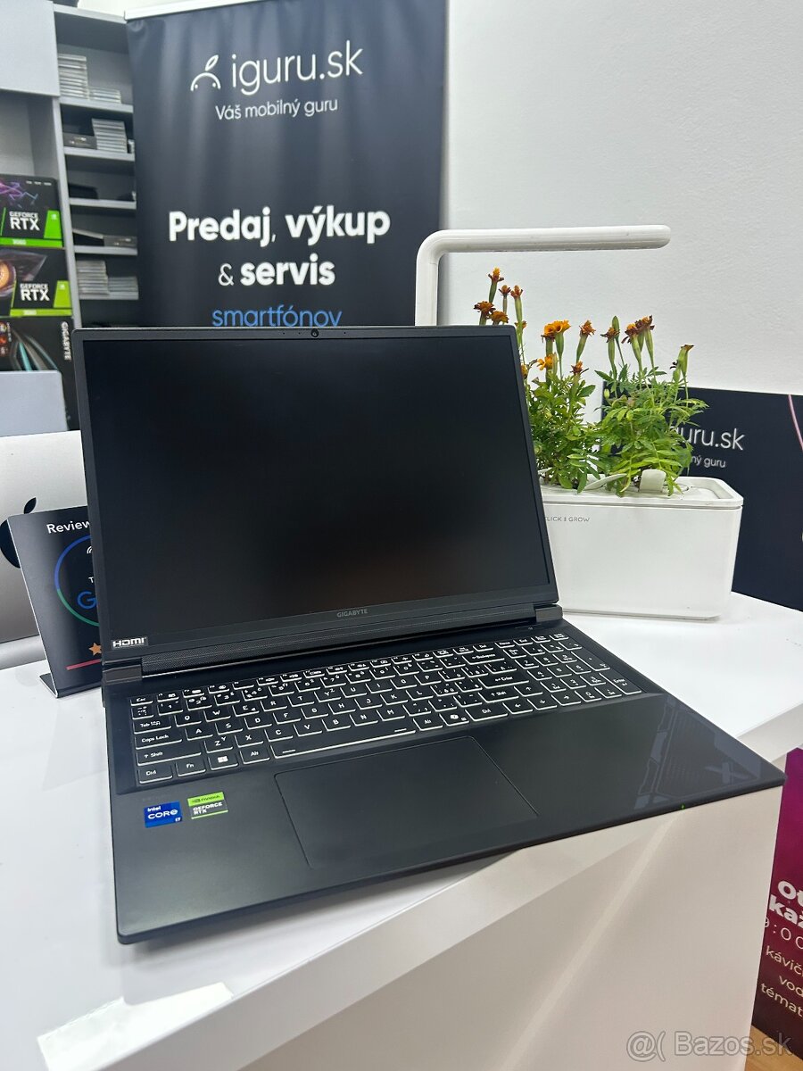 GIGABYTE G6X, i7-13650HX, 32GB RAM, RTX 4060, 2TB SSD