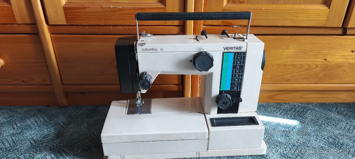Predám šijaci stroj Columba EL 8014/4351,bez šlapátka