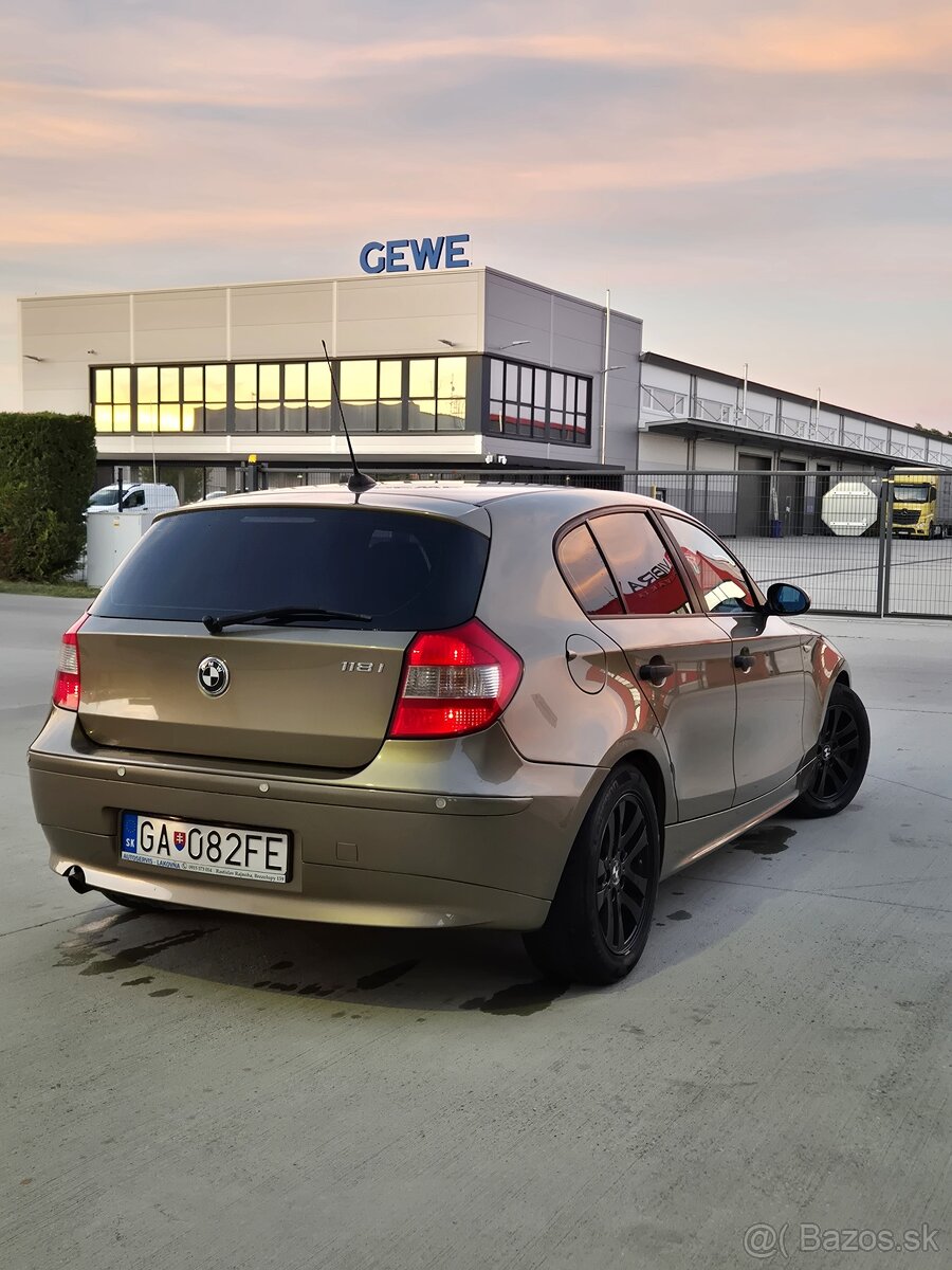 BMW 118i 95kw automat E87 ..