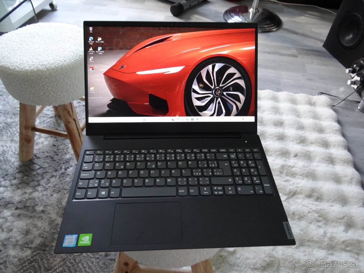 15.6" Lenovo 320/ Core I5/ 8GB RAM/ 128SSD a 1000GB HDD/ I