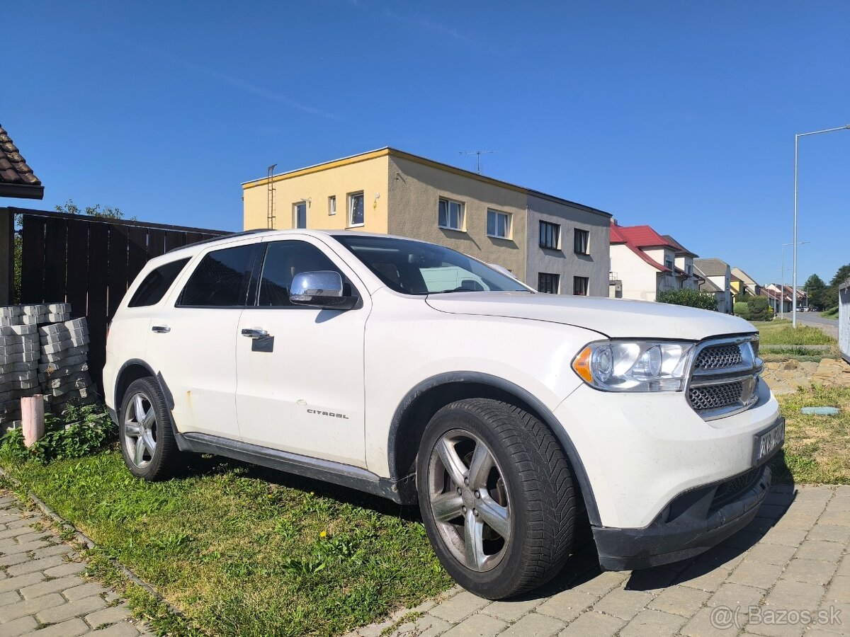 Dodge Durango  3.6   Citadel  Nepojízdné Uh. Hradiště