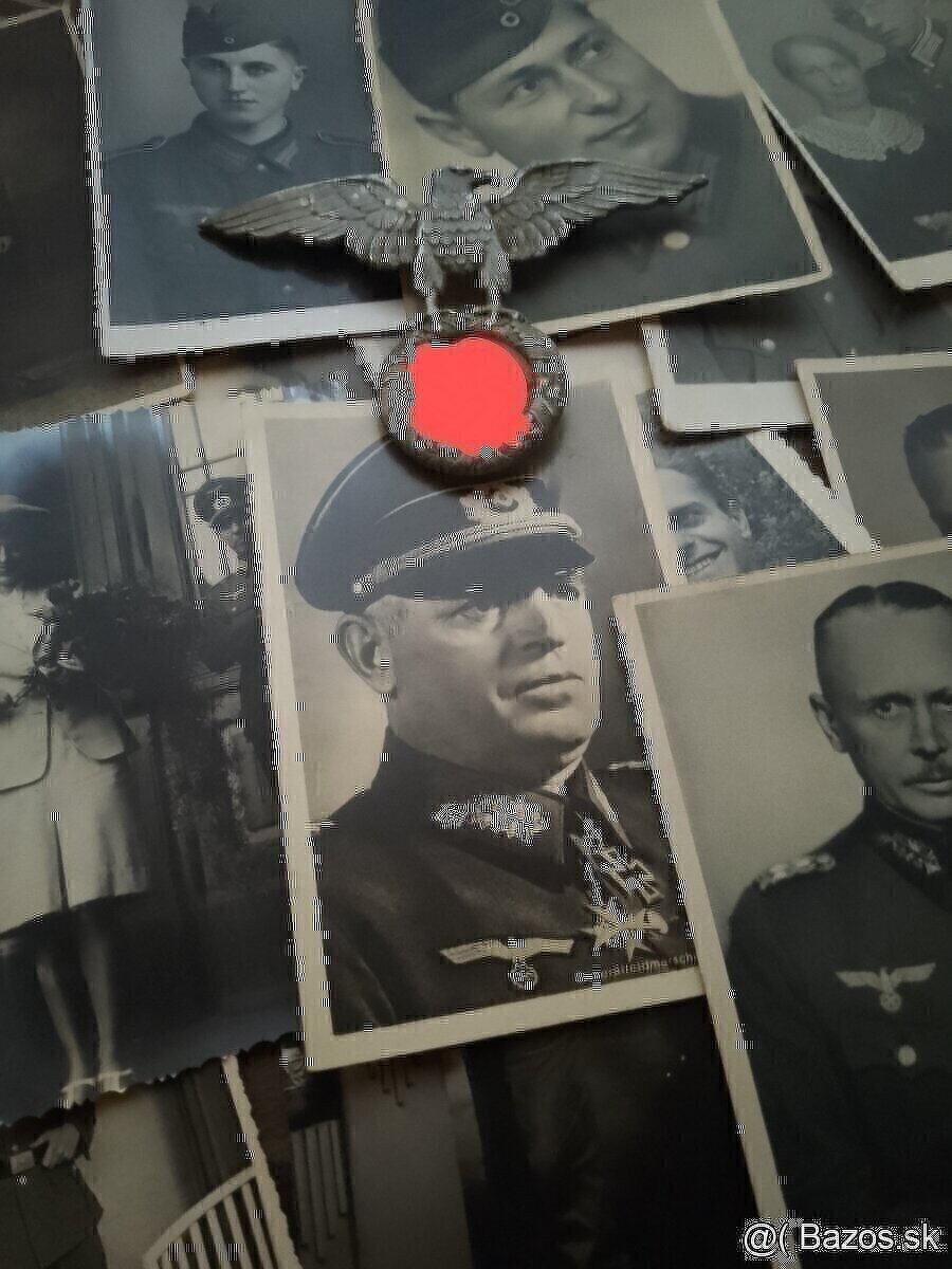 ADOLF HITLER FOTO ALBUM SOCHA FOTKY