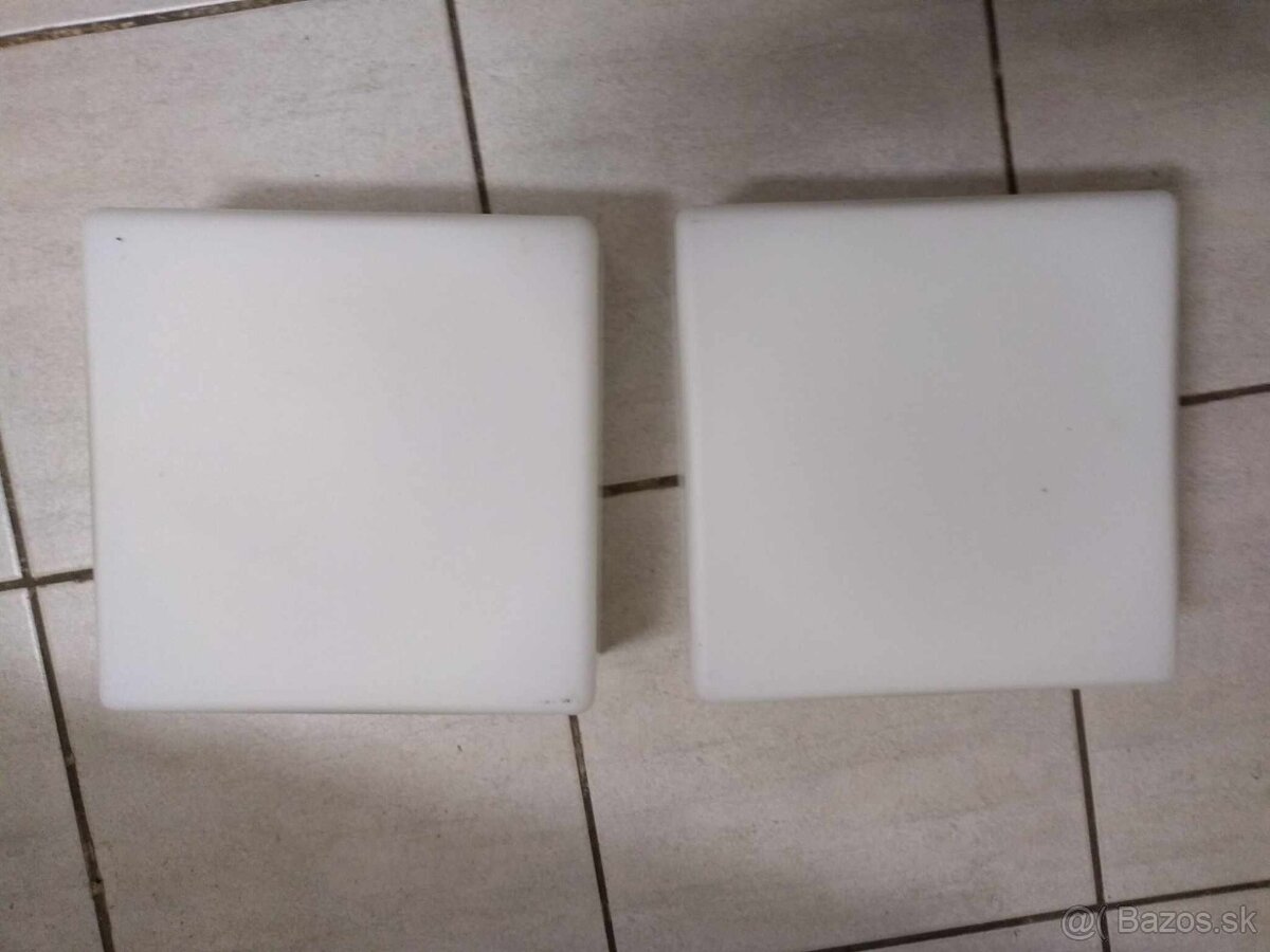 Darujem sklenené tienidlá