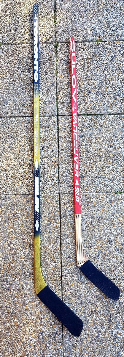 Predam Hokejky nové