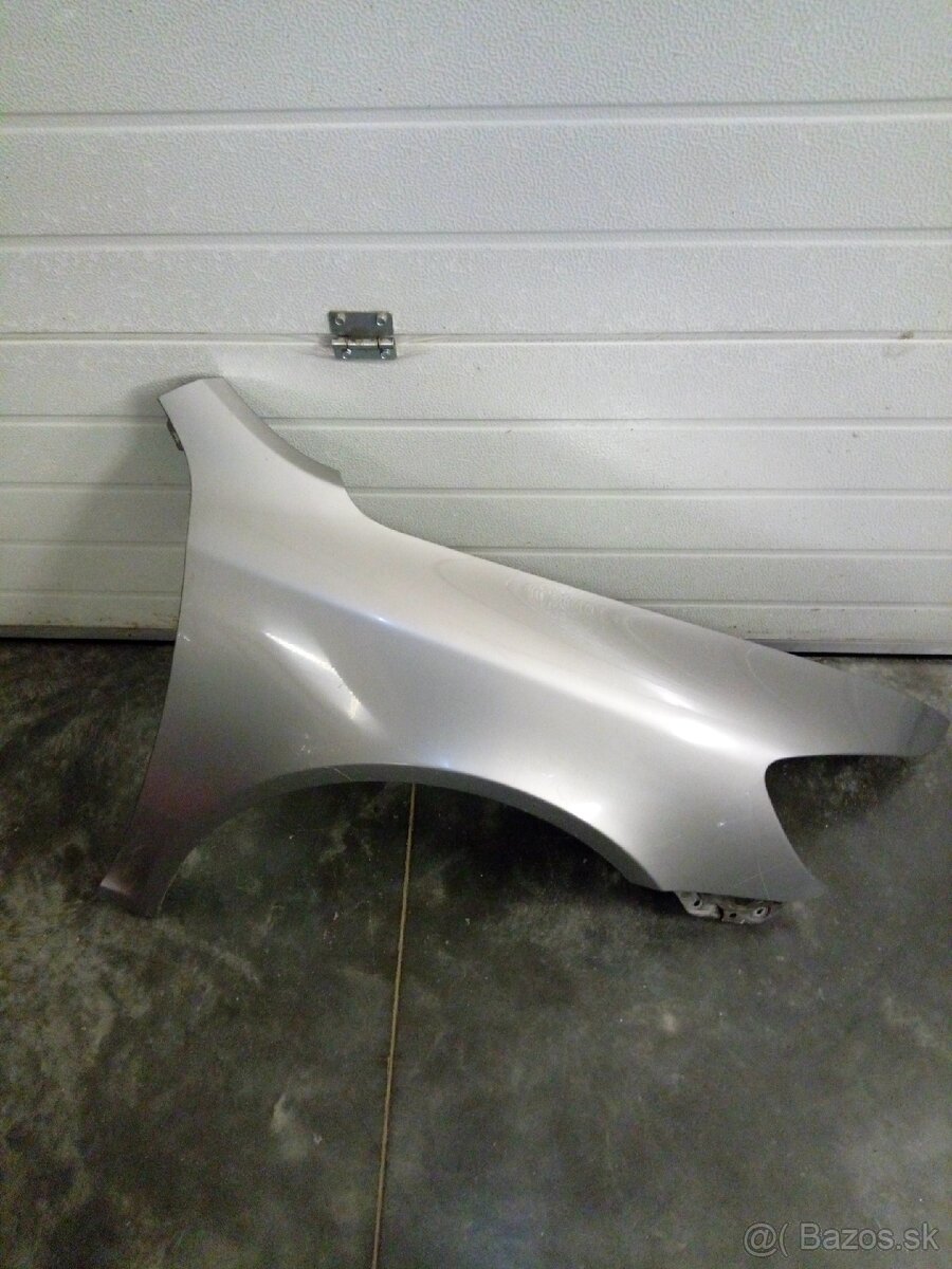 Predný pravý blatník oktavia 2 lift