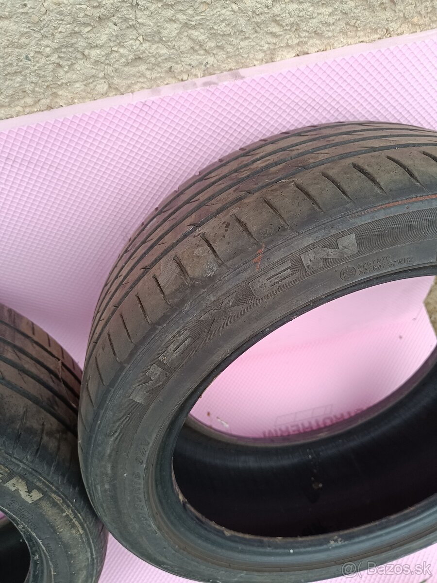 Predám Letné pneumatiky 235/45 R18