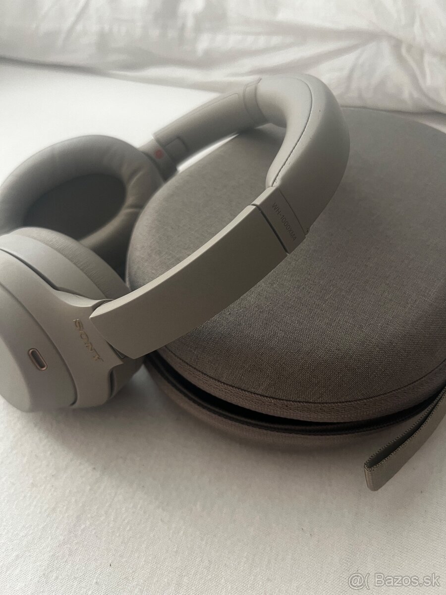 SONY WH1000XM4