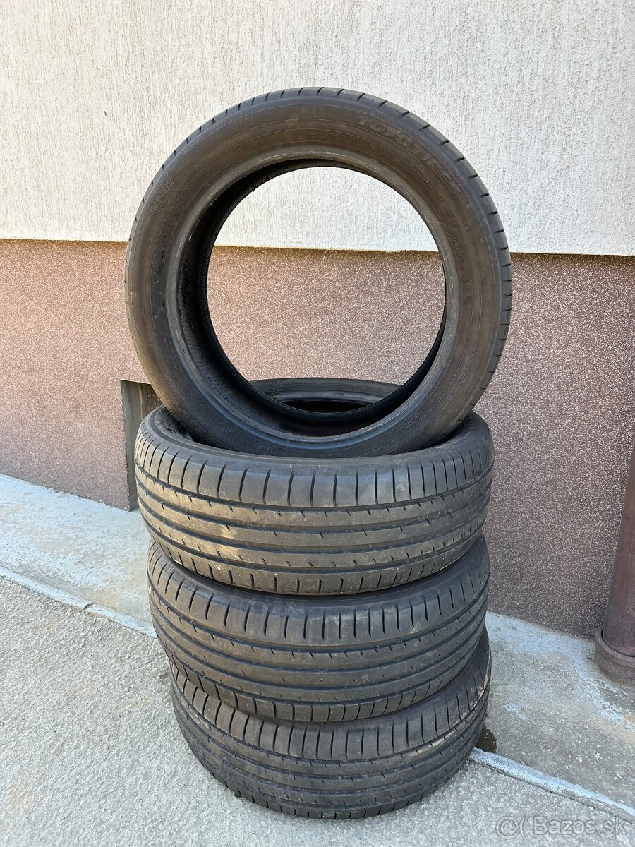 Letne pneu Toyo 235/50 R20 dezén 8mm