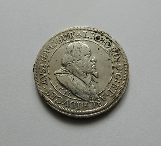 Predám 1 toliar 1620 Ensisheim arc. Leopold