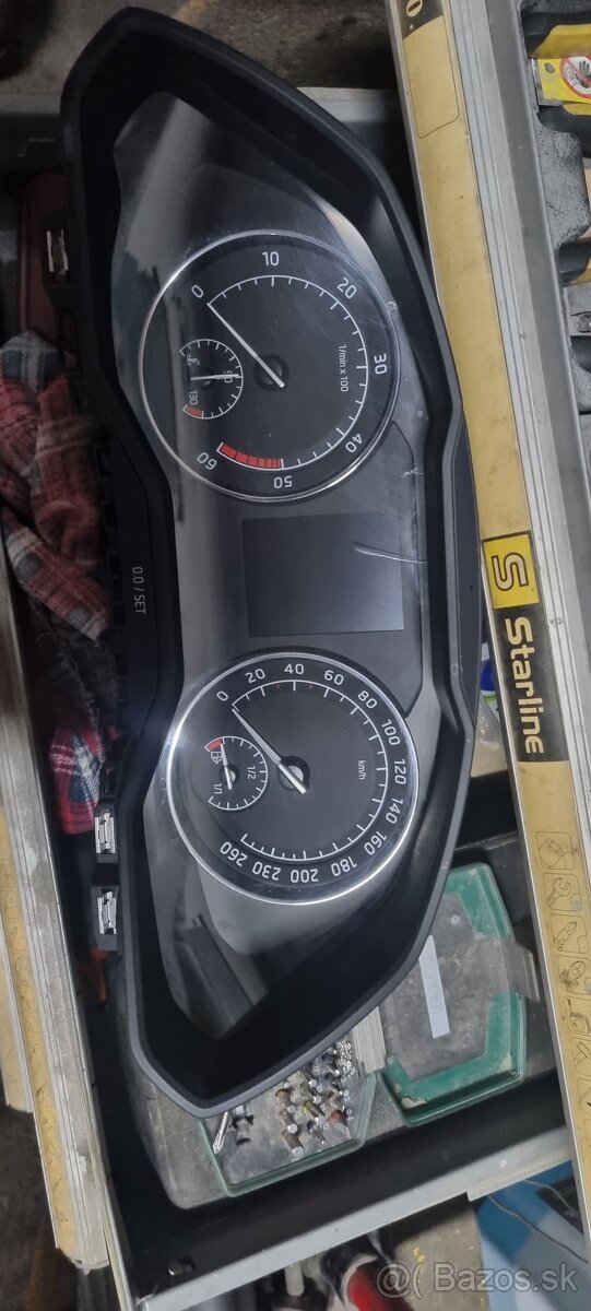 Superb III Tachometer