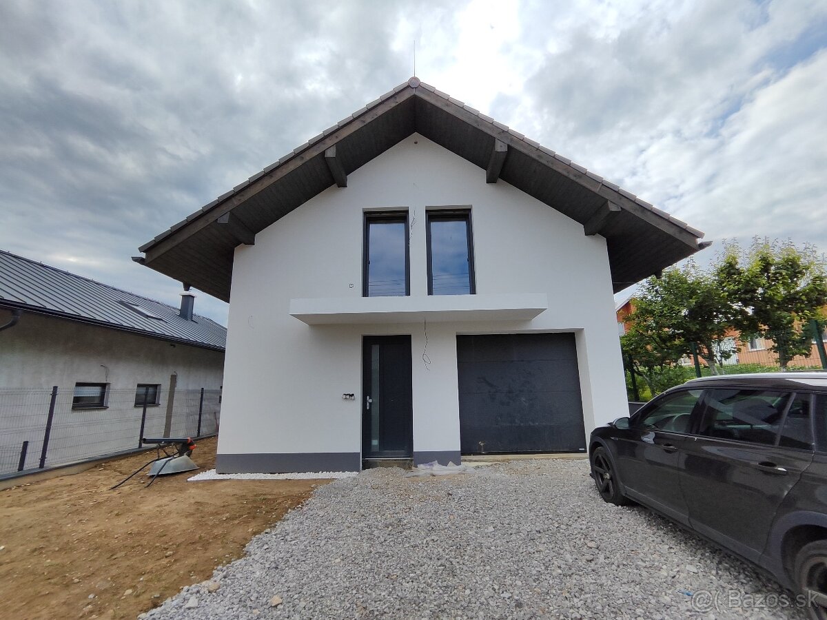 Predaj domu,361 m2 ,Zubrohlava